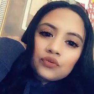 Meet your Posher, Yasmin